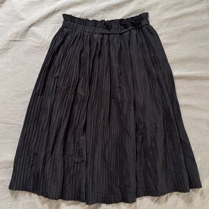 Anthropologie Million Pleats Black Flowy Midi Skirt M